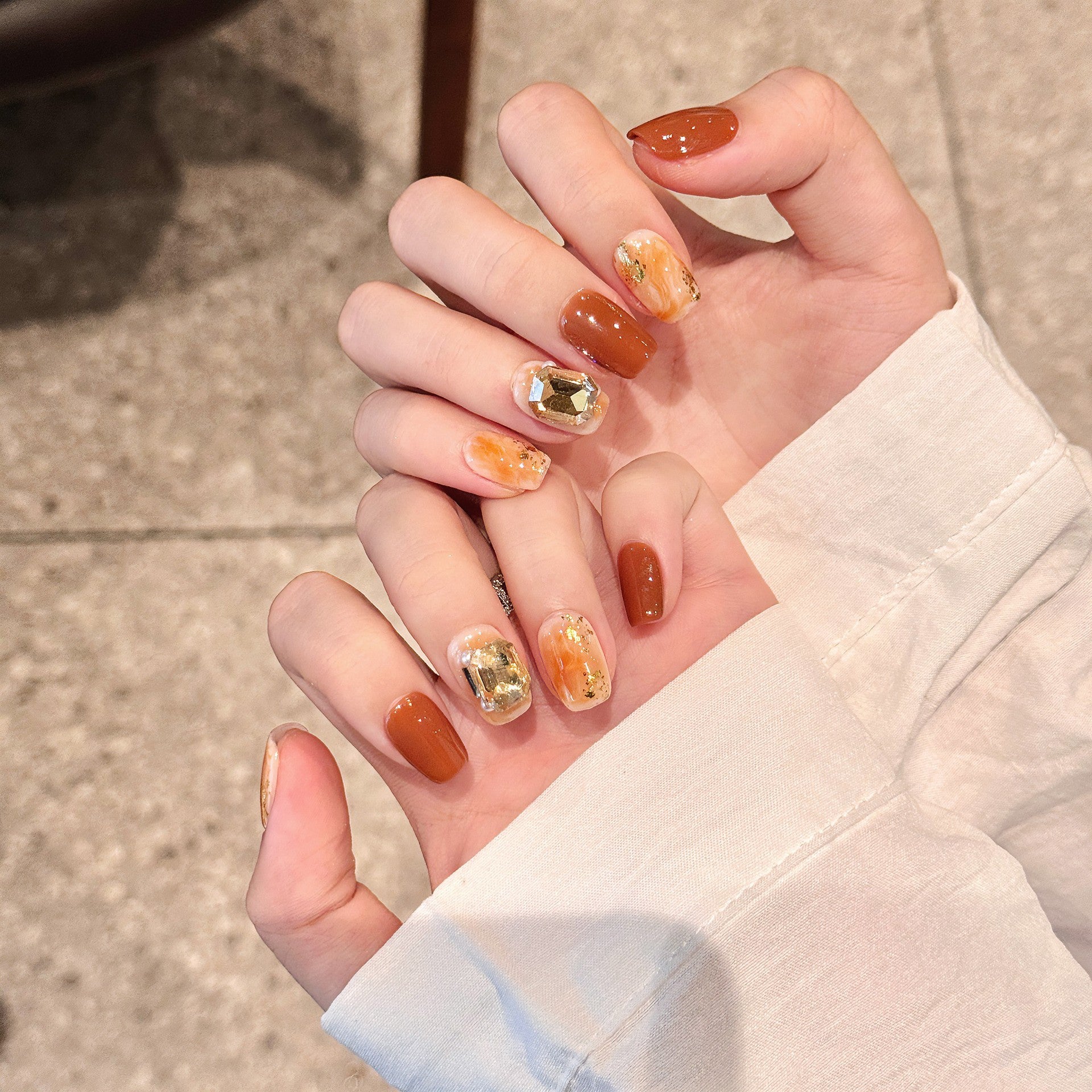 Maple Amber | Short Square