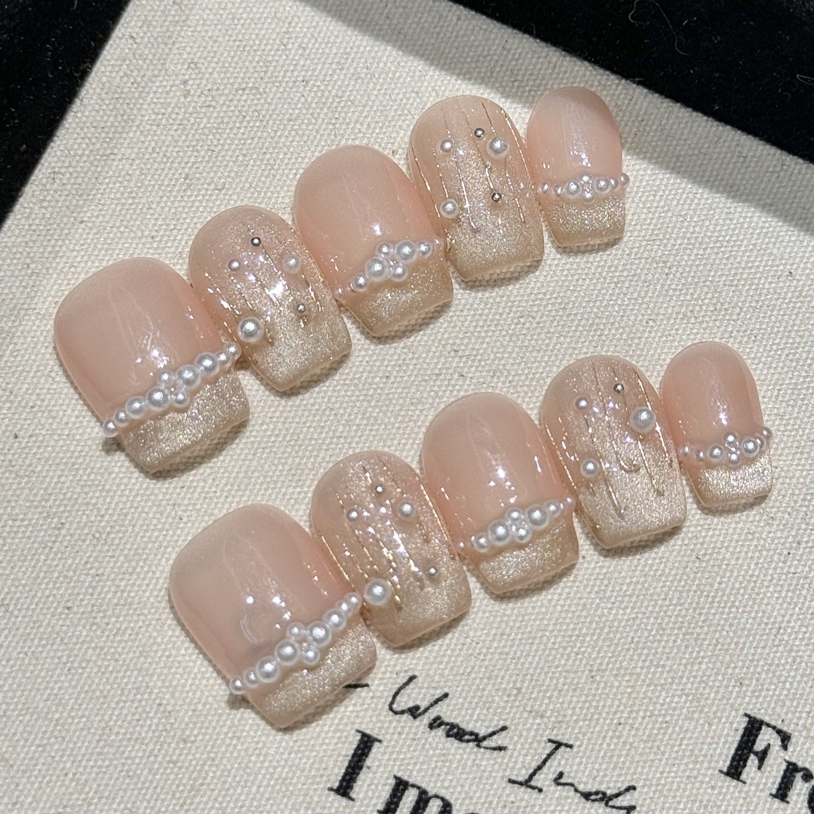 Pearl Champagne | Short Square