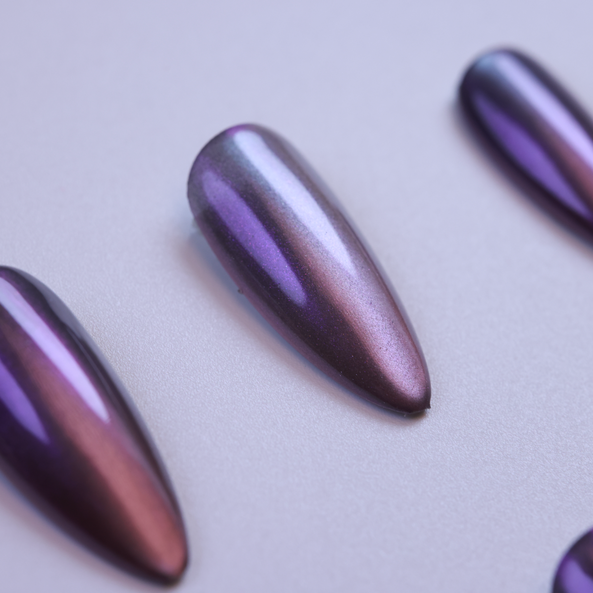 Amethyst Gaze | Almond