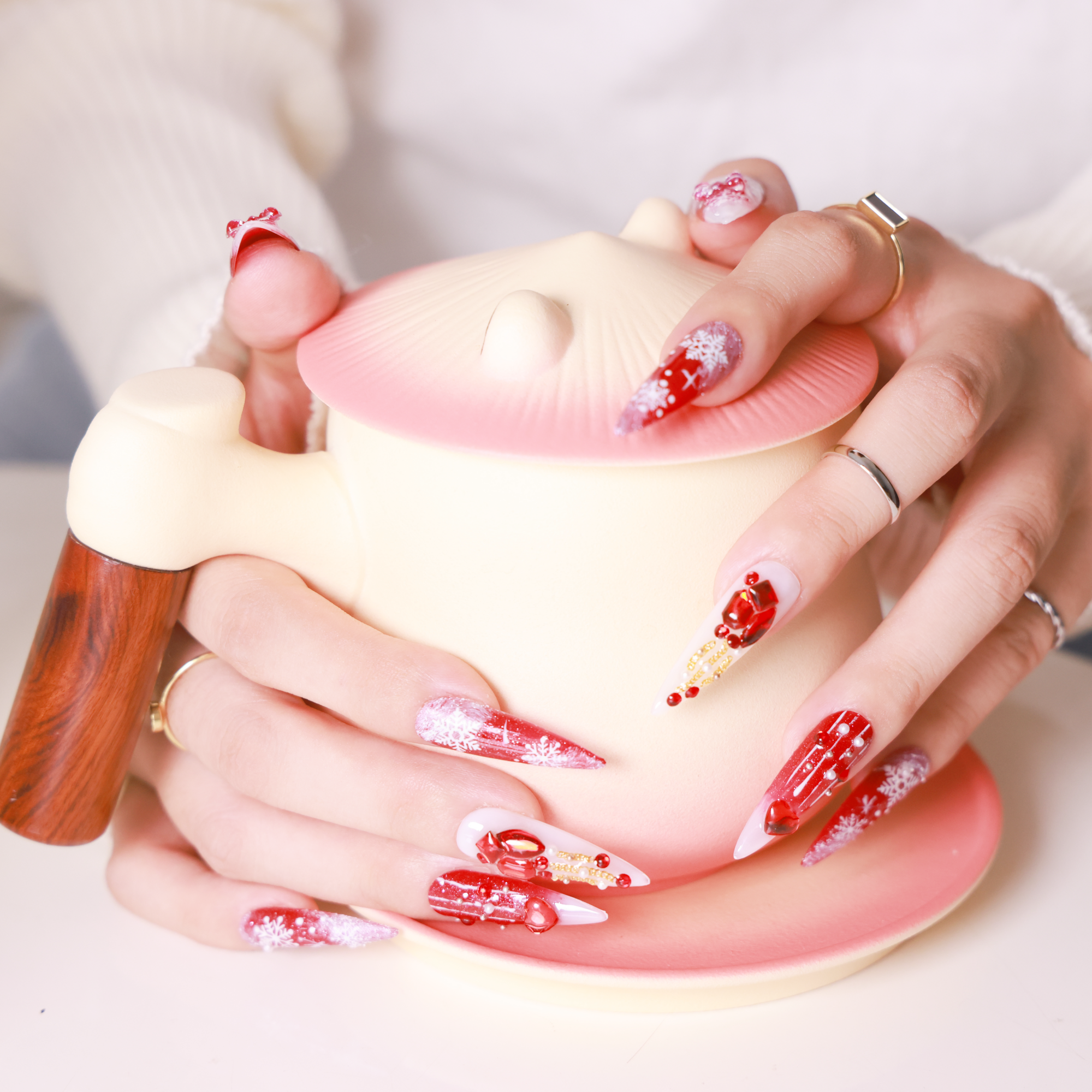 Frosted Noe | Stiletto