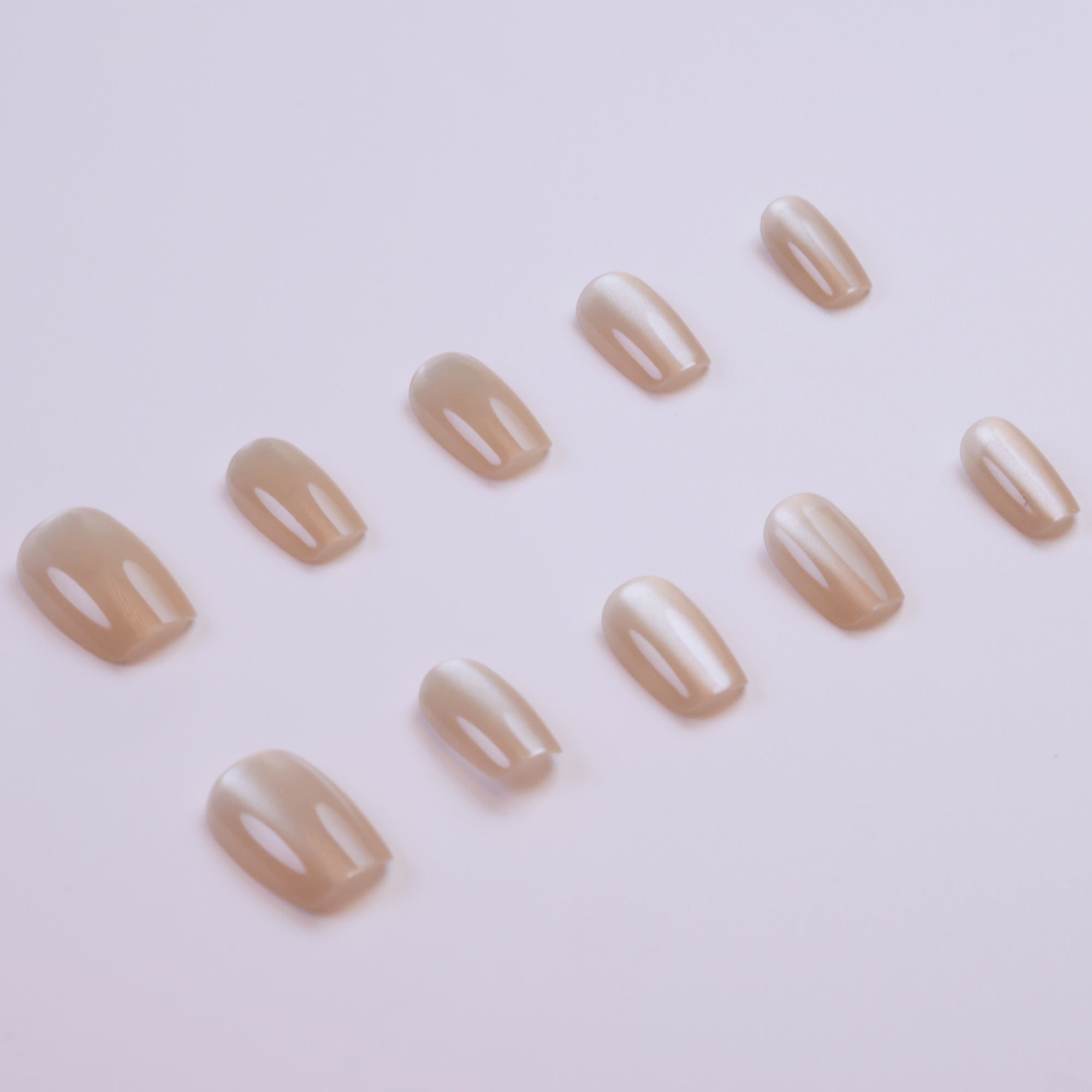 Champagne Glow | Cat Eye | Short