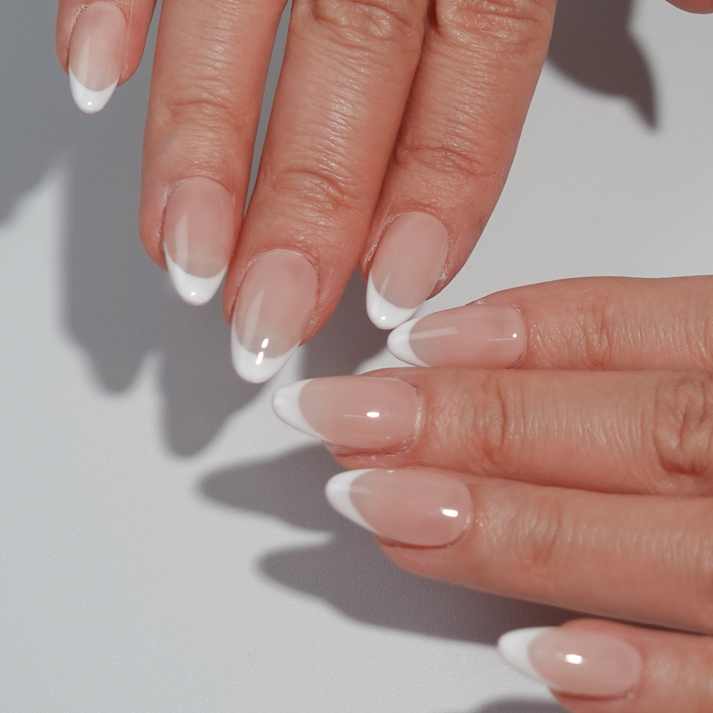 White Elegance | Short Almond