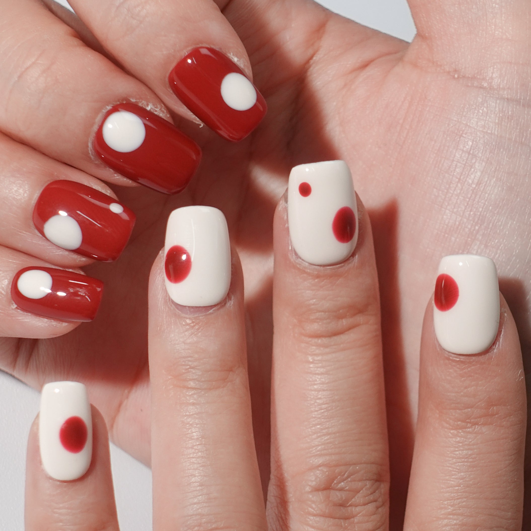 Polka Dot | Short Square