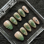Emerald Treasure | Short Almond